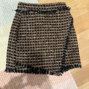 Chic Black and Brown Tweed Skirt